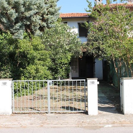 Agenzia Vear - Osti 100 Lido delle Nazioni Exteriör bild