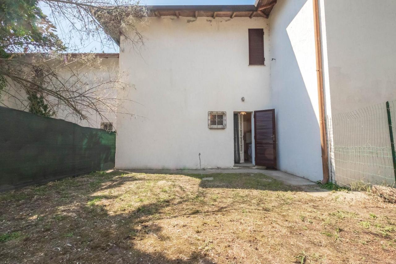 Agenzia Vear - Osti 100 Lido delle Nazioni Exteriör bild